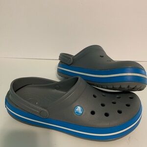 Crocs Crocband Mens 10 Womens 12 Slip On Clog Charcoal Gray Ocean Blue Shoes .